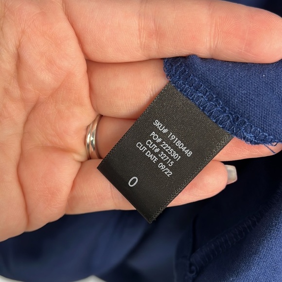 Torrid classic fit long sleeve tshirt with rose and Lightning graphic - Picture 4 of 8